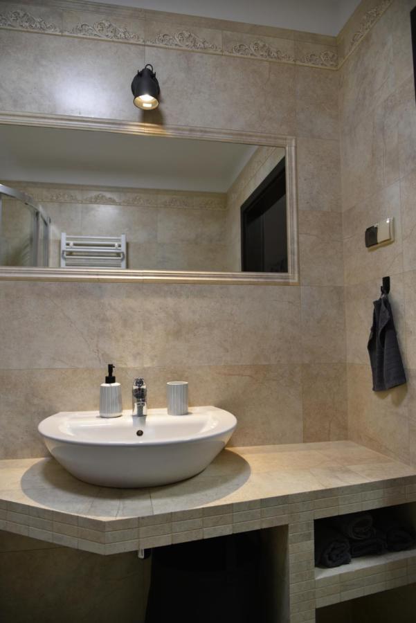 Apartament Jantar Z Ogrodem 科沃布热格 外观 照片